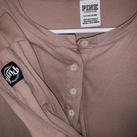 PINK Victoria's Secret Tops - Victoria Secret PINK Long sleeve campus tee